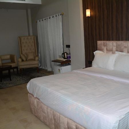 Maharaja Hotel & Banquet Darbhanga Экстерьер фото