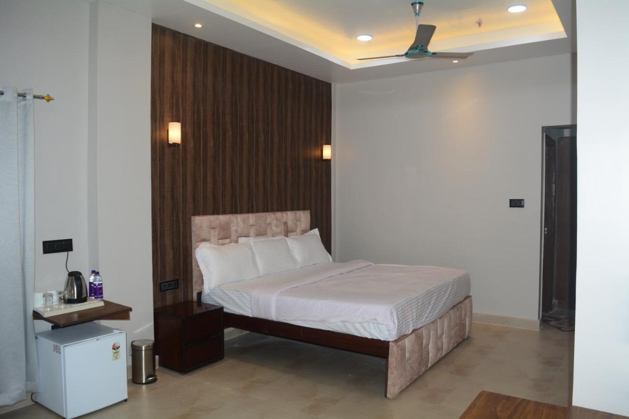 Maharaja Hotel & Banquet Darbhanga Экстерьер фото