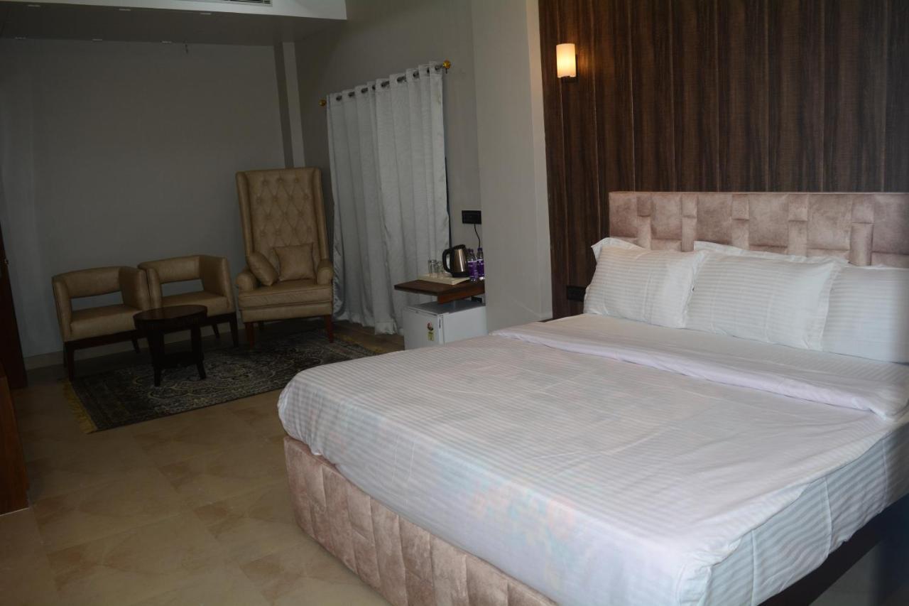 Maharaja Hotel & Banquet Darbhanga Экстерьер фото